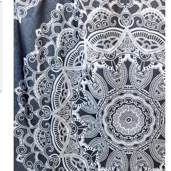 EARTHBOUND TRADING Dark Mandala Tapestry - Picture 4 of 4